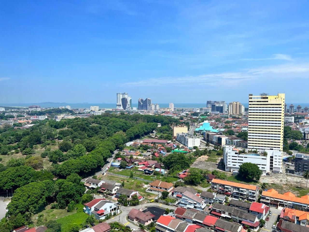 Courtyard By Marriott Melaka Hotel Exterior photo